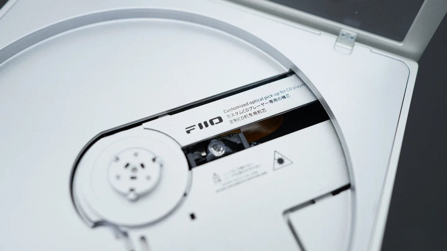 FiiO DM15