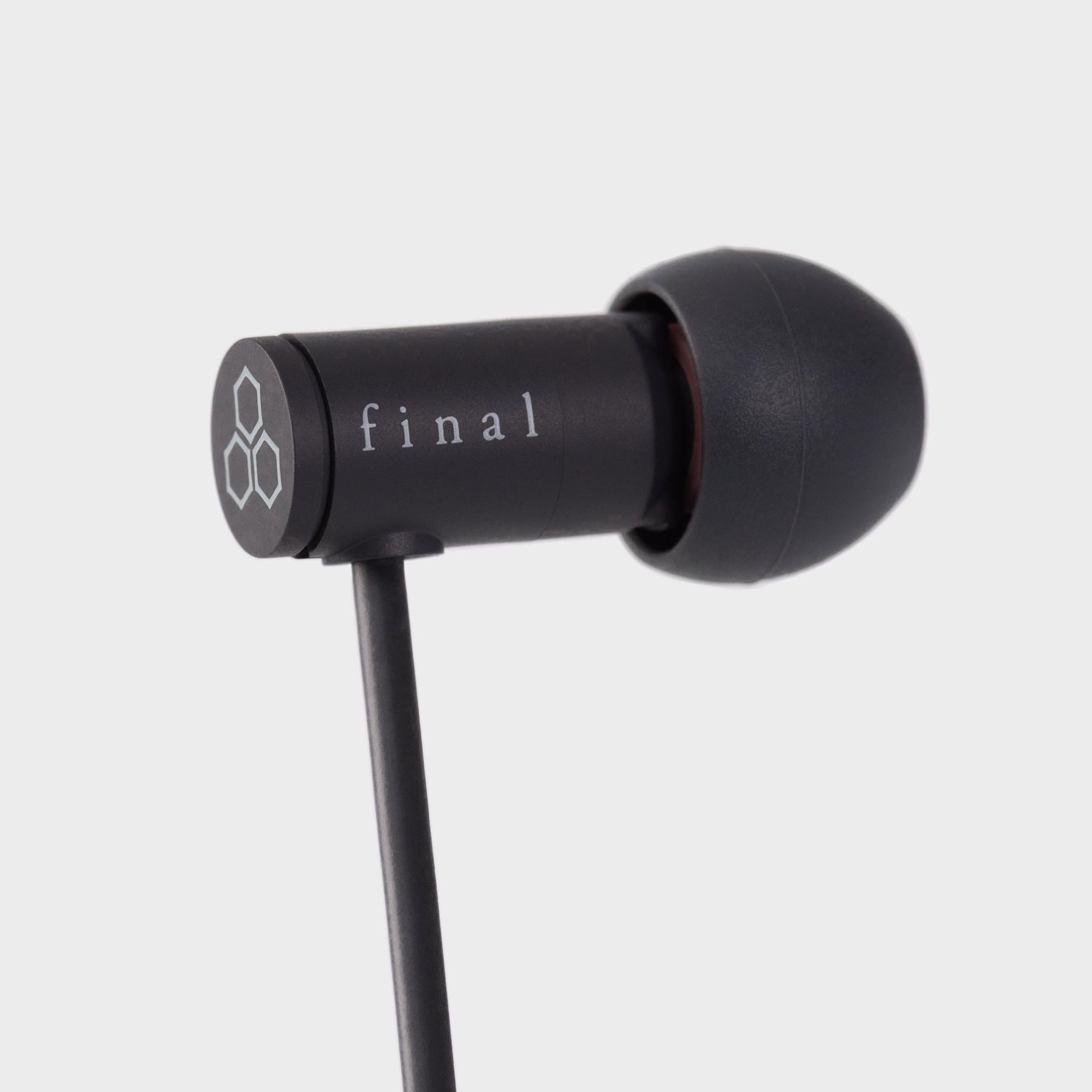 Final Audio VR500