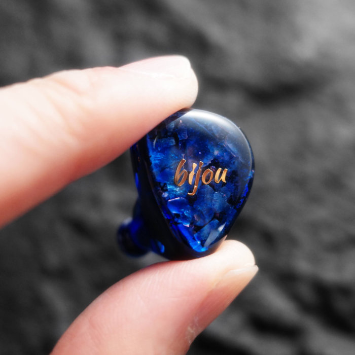 QoA Bijou
