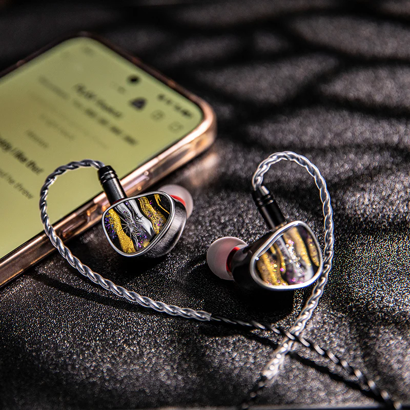 Kiwi Ears Étude