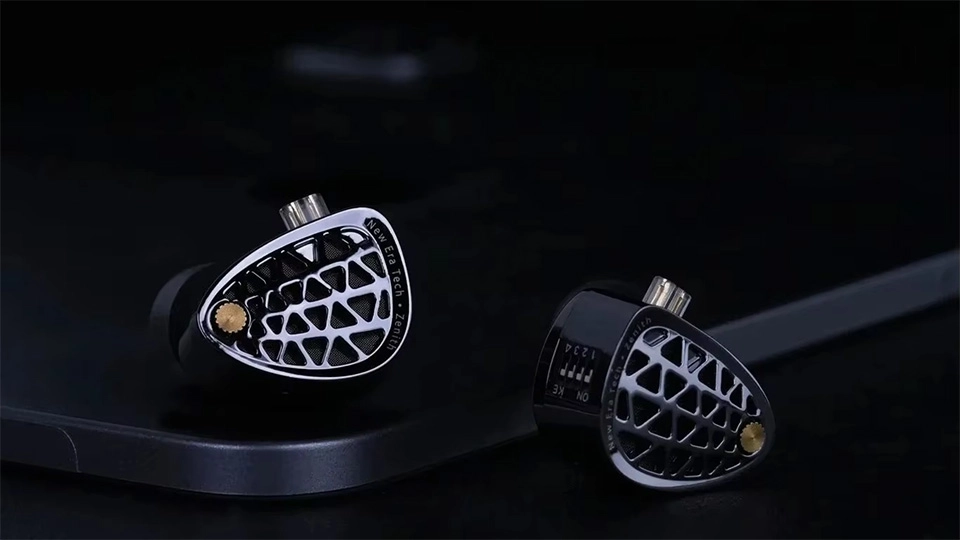 KZ Zenith