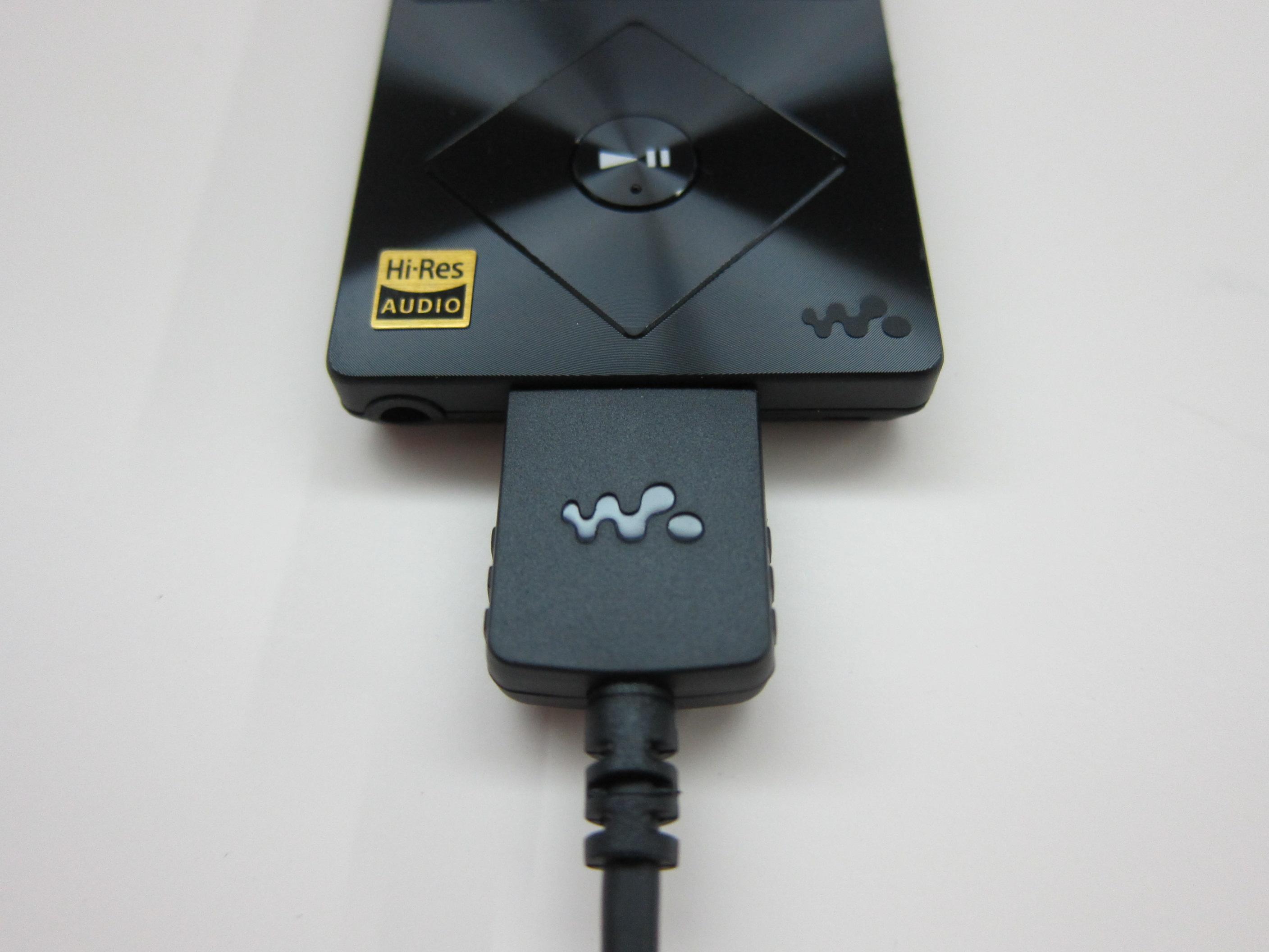 Cáp sạc Sony Walkman NW20MU