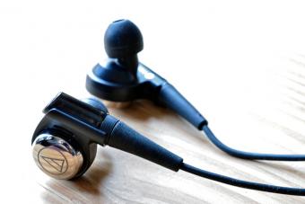 Tai nghe Audio Technica ATH-CKR10