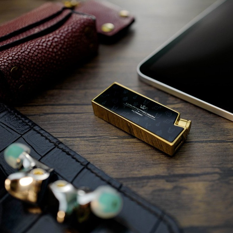 Luxury&Precision W4 ACG